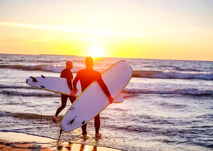 Surfing in Philippines