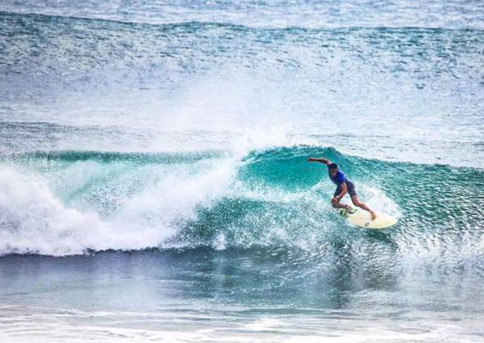 Surfing in Philippines