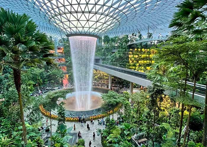 Rain Vortex, Jewel Changi