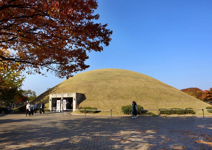 Daereungwon Tomb Complex, Gyeongju