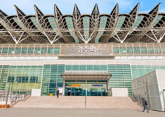 Gyeongju Station, also called Singyeongju Station
