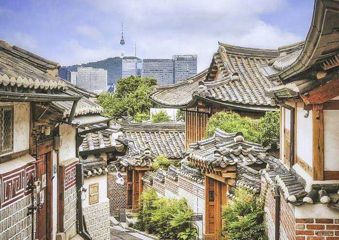 Explore Bukchon Hanok Village in Seoul Explore Bukchon Hanok Village in Seoul