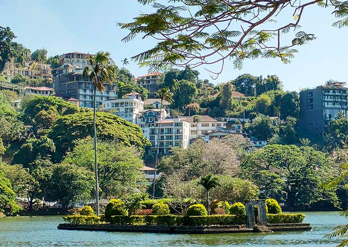 Kandy Lake