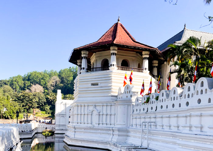 Temple of the Sacred Tooth Relic 