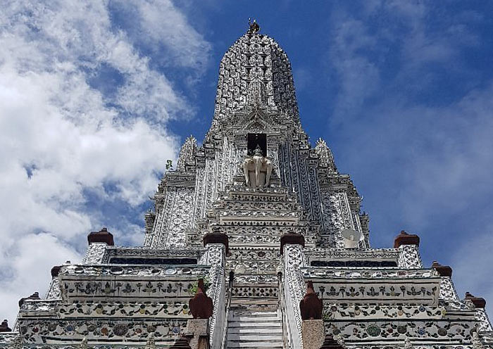 79m Main Stupa of Wat Arun