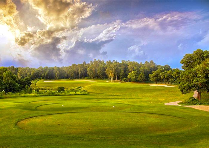 BRG King's Island Golf Resort, Hanoi