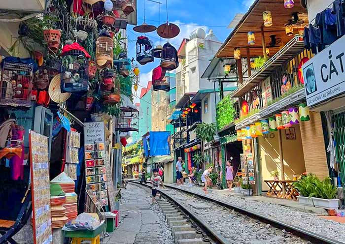 Hanoi Train Street