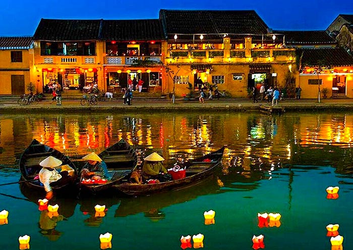 Visit Hoi An Ancient Town
