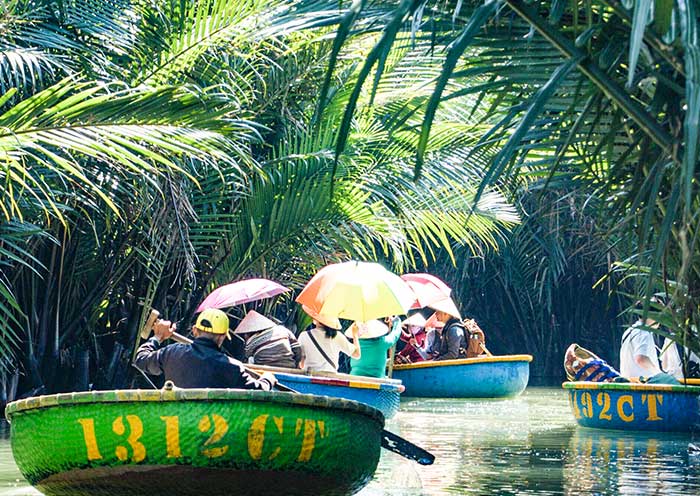 Hoi An's basket boat trip