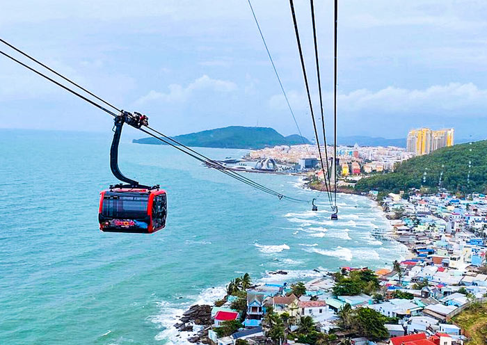 Take a cable car ride in Phu Quoc