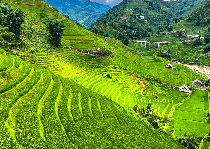 Y Linh Ho Village, Sapa