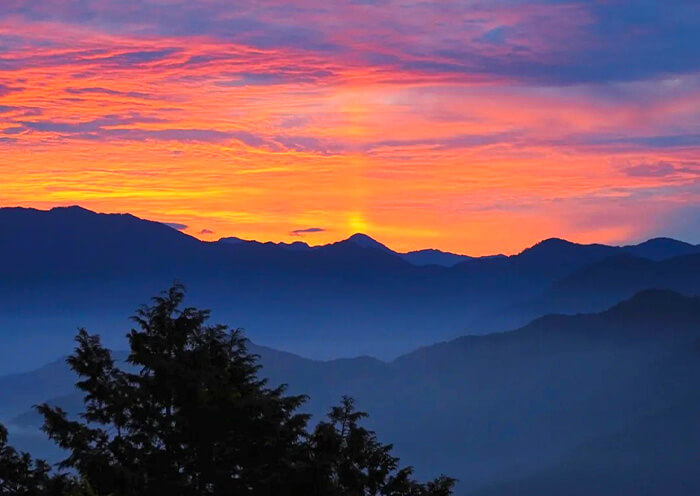 Alishan Sunrise