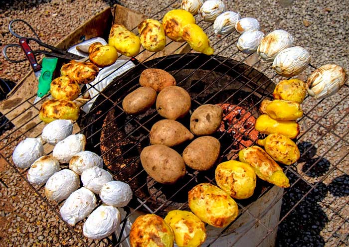 Baked Potatoes & Eggs, Dongchuan Red Land