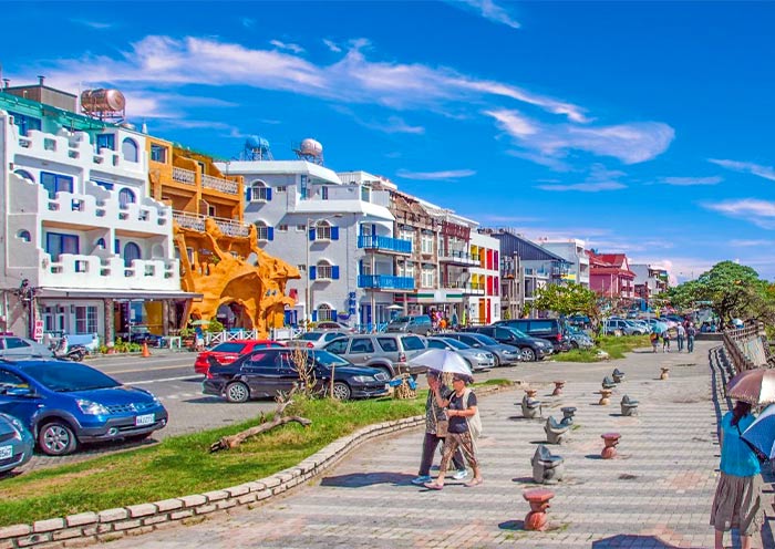 Have Fun at Banana Bay, Kenting