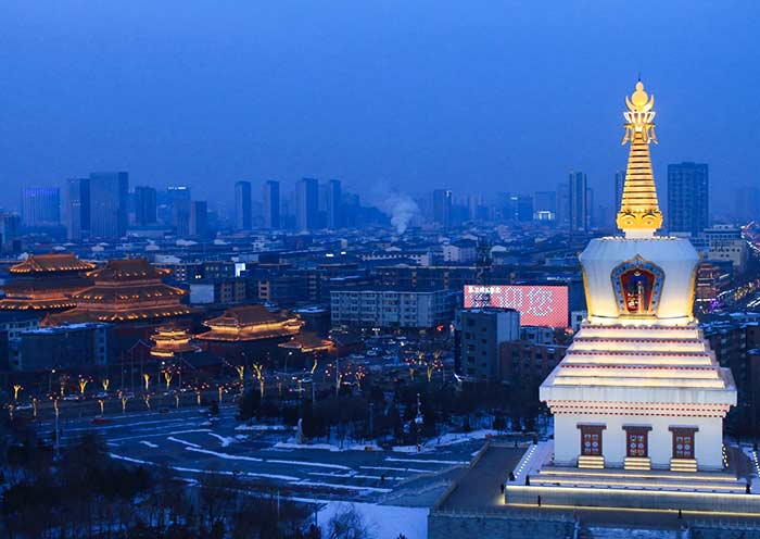 Baoerhan Pagoda at night