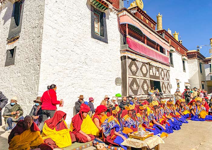 Lhasa Barhkor Street