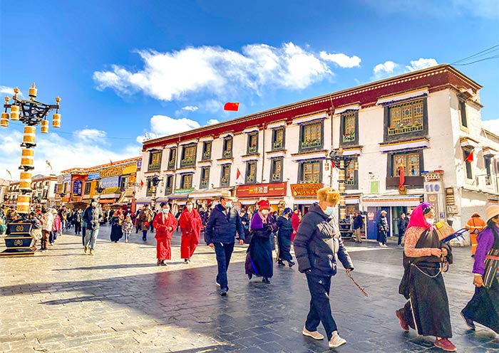Lhasa Barhkor Street