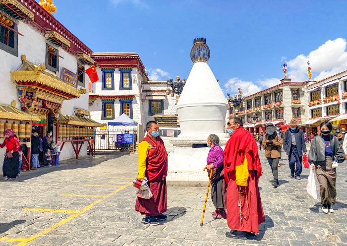 Lhasa Barhkor Street