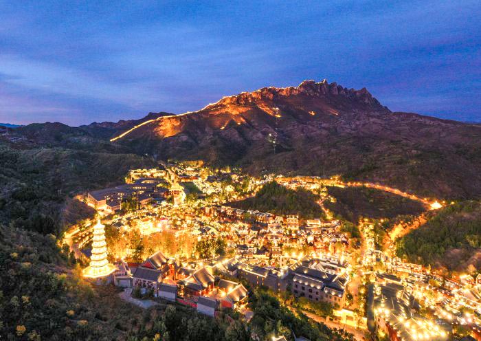 Simatai Great Wall at Night