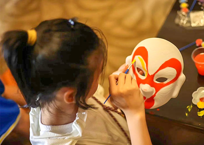 Face Mark Making, Beijing Hutong