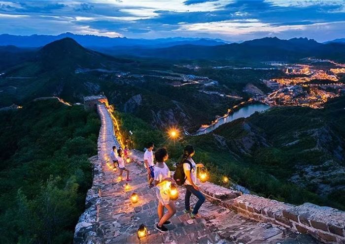 4 Days Beijing Tour: City Highlights, Great Wall Night Views & Gubei Water Tour