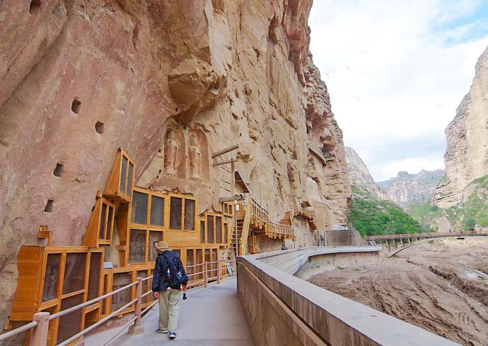 Bingling Thousand Buddha Caves