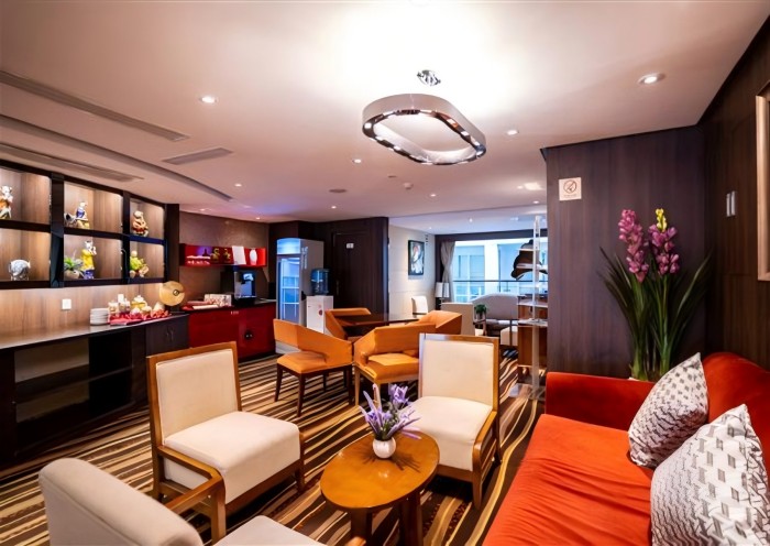 Executive Lounge Executive Lounge