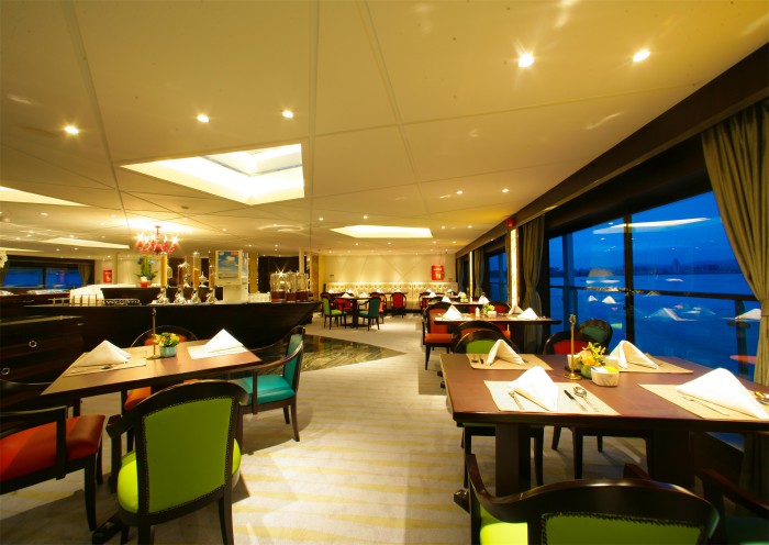 Restaurant on Yangtze Cruise