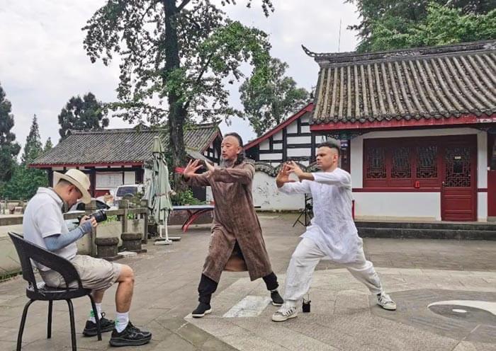 2 Day Dujiangyan Panda Volunteer Tour & Mount Qingcheng Kung Fu Lesson