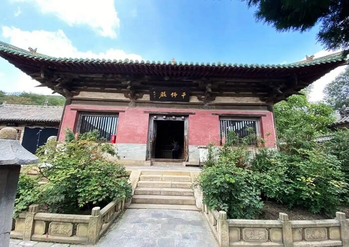 Chongqing Temple