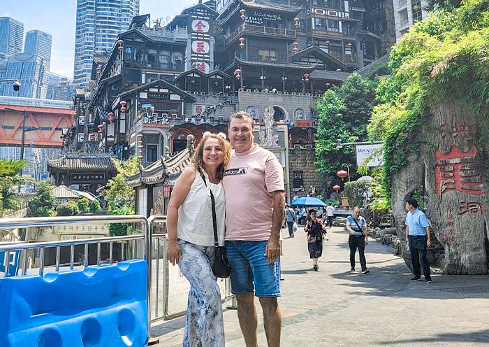 Visit Hongya Cave in Chongqing with AOT