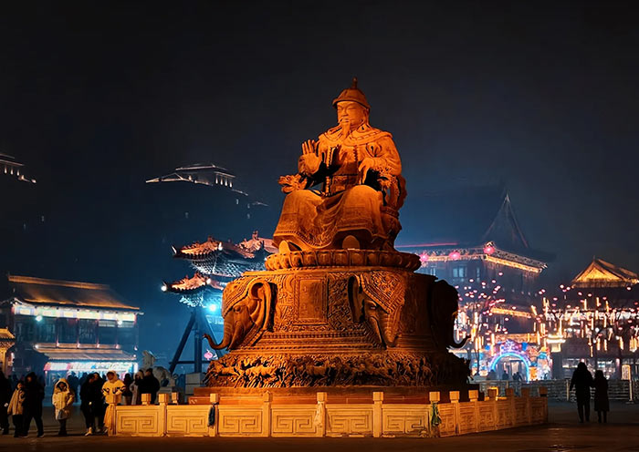 Dazhao Square at night