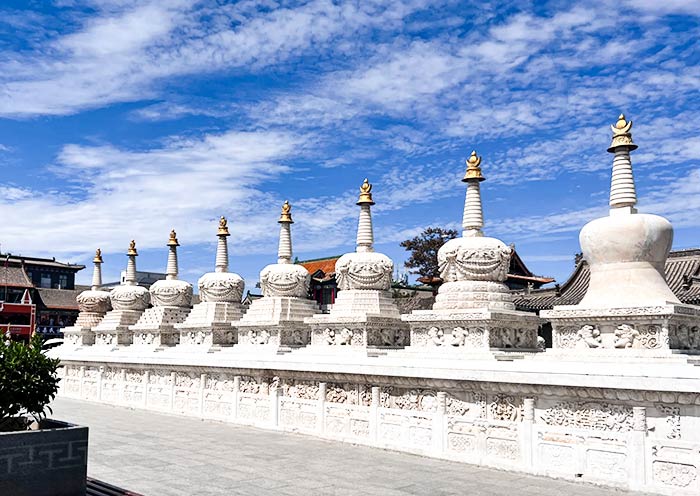 Sakyamuni Eight Pagodas, Dazhao Temple