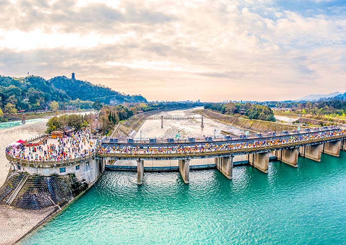 Chengdu Dujiangyan Tour