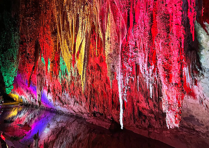 Chongqing Furong Cave