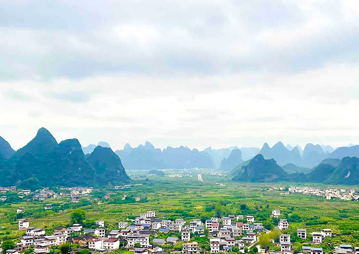 Guangzhou to Chengdu High Speed Train Scenery
