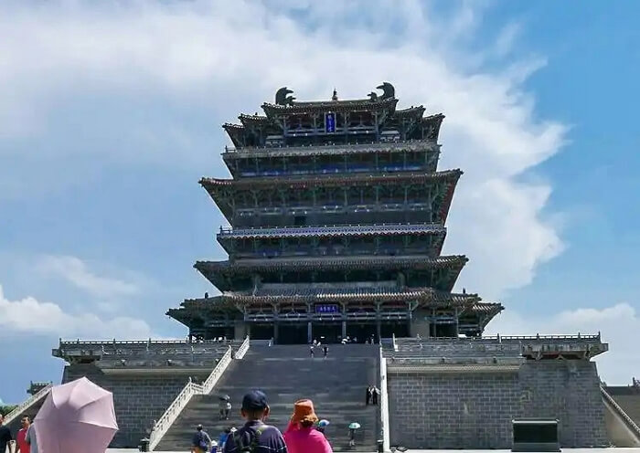 Guanque Tower
