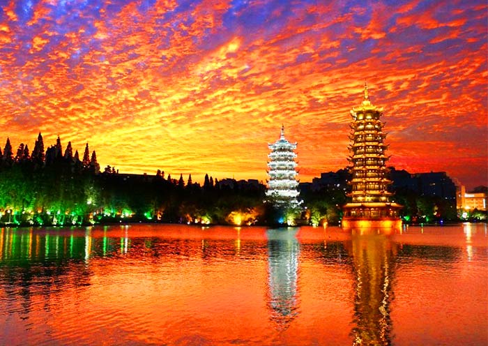 Amazing Night View of Two Rivers and Four Lakes Scenic Area Amazing Night View of Two Rivers and Four Lakes Scenic Area