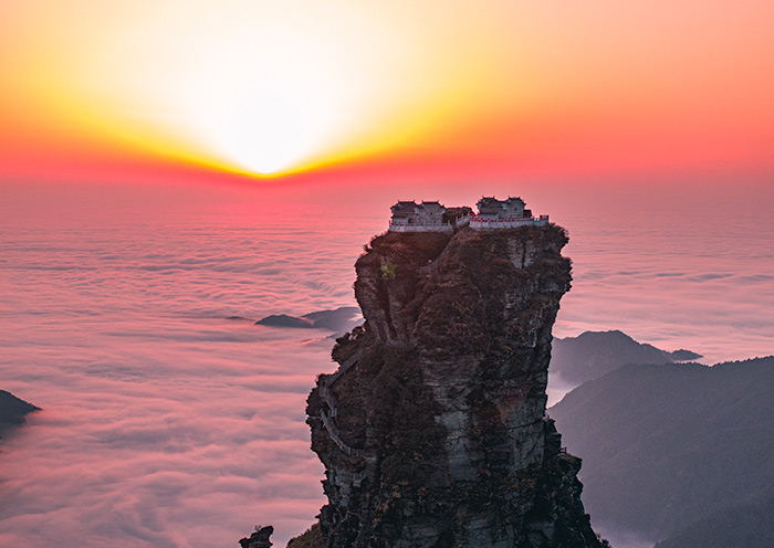 Fanjing Mountain Sunrise