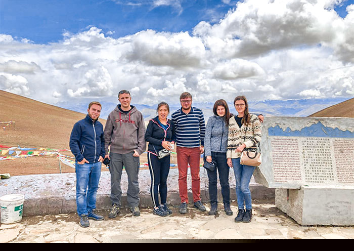 Gyawu La Pass in Tibet