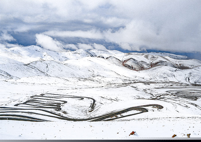 Gyawu La Pass in Tibet