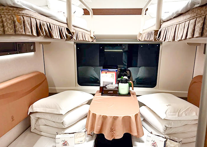 Hong Kong to Hangzhou High Speed Sleeper Train