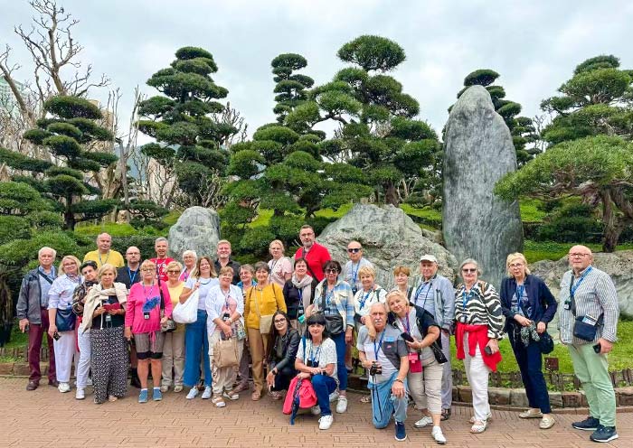 Visit Nan Lian Garden, Hong Kong