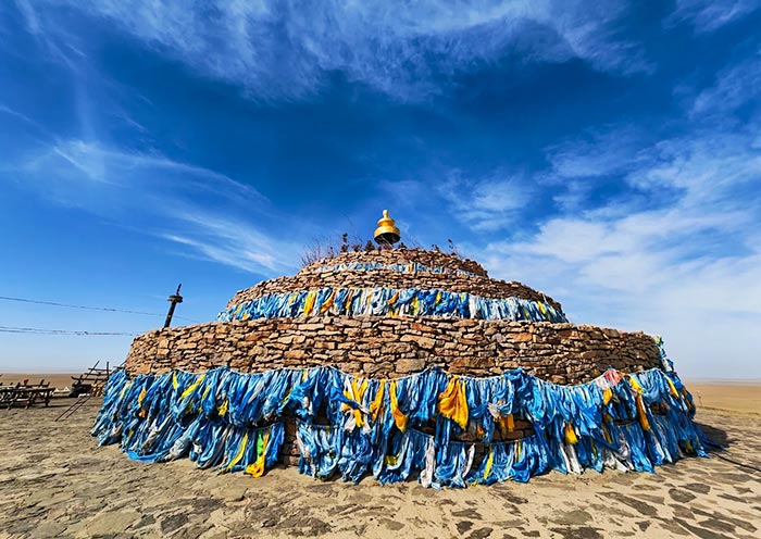 Hongge Er Aobao, the largest Aobao in Xilamuren Grassland
