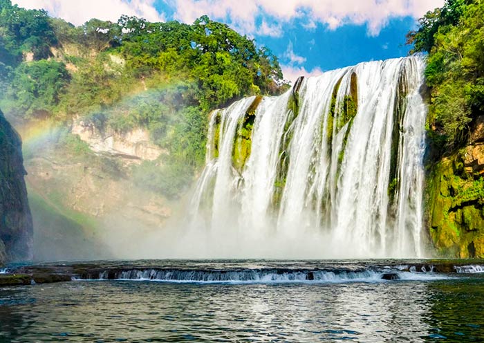 Huangguoshu Waterfall