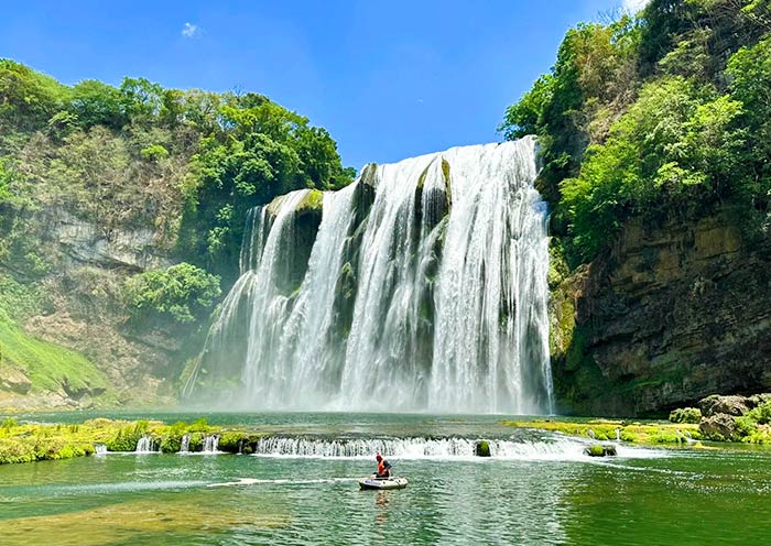 Huangguoshu Waterfall