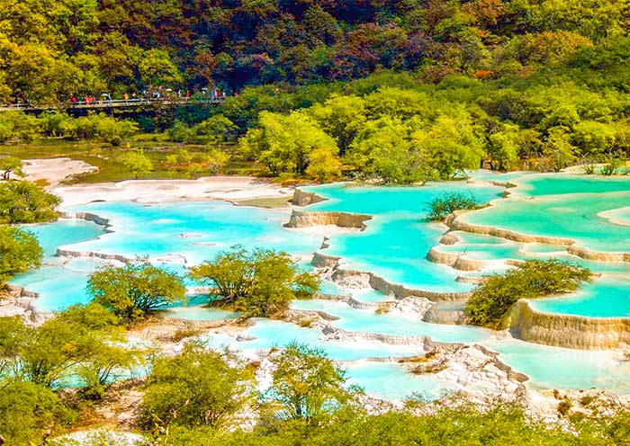 Stunning natural beauty of Huanglong National Park
