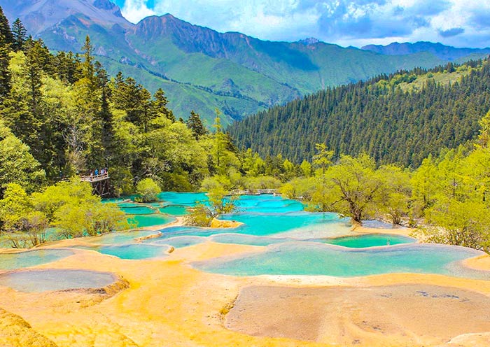 huanglong-park-jiuzhaigou-700-32.jpg