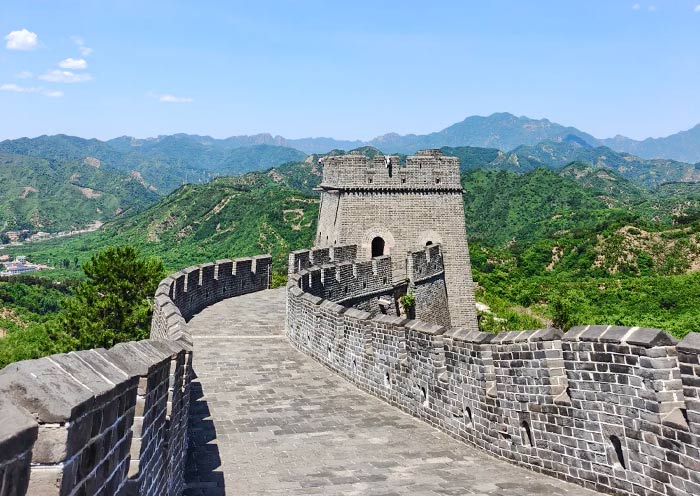 Fewer crowds, Huangyaguan Great Wall
