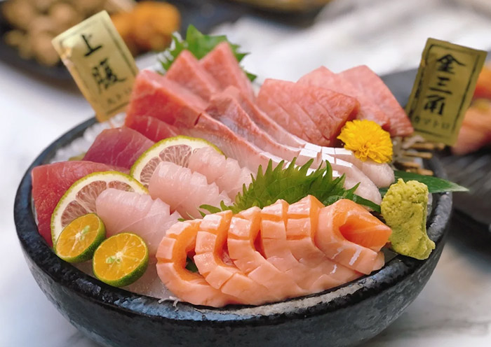 Donggang Huaqiao Seafood Market